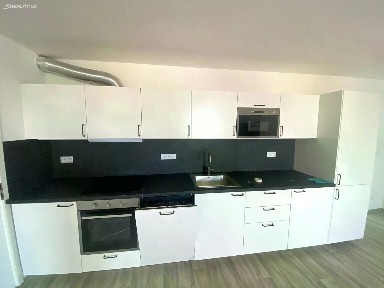 Pronájem bytu 4+kk 120 m² Sabinova, Praha - Žižkov