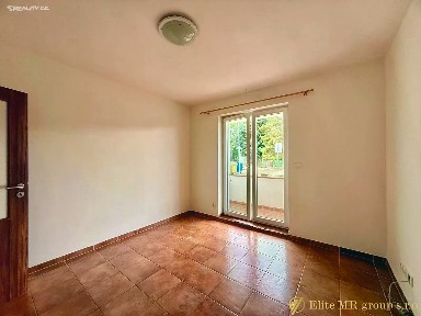 Prodej bytu 1+kk 18 m² Malátova, Městec Králové