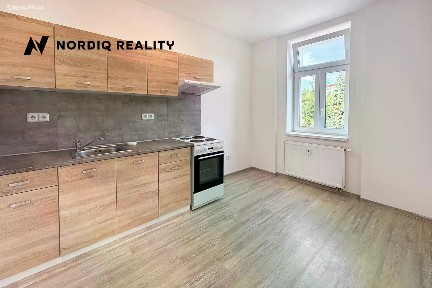 Pronájem bytu 1+kk 28 m² Emilie Dvořákové, Teplice - Trnovany
