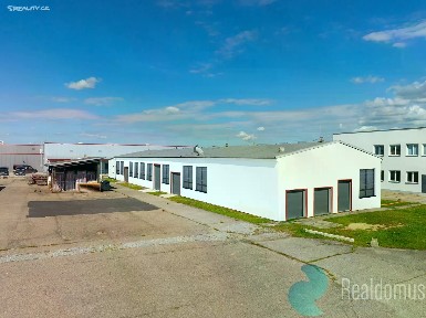 Pronájem skladového prostoru 629 m²