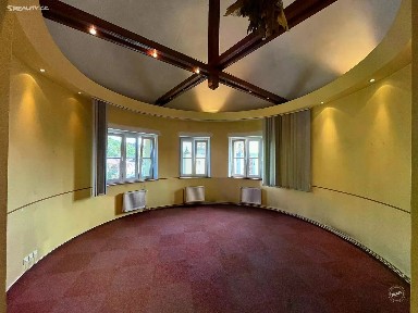 Pronájem kanceláře 400 m²