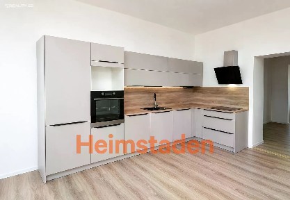Pronájem bytu 4+kk 124 m² Hlavní třída, Ostrava - Poruba