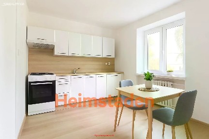Pronájem bytu 1+1 27 m² Dělnická, Ostrava - Poruba