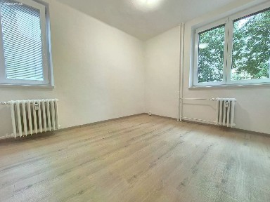Pronájem bytu 3+1 59 m² Hlavní třída, Ostrava - Poruba