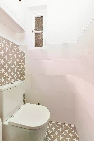 Pronájem bytu 1+1 37 m² Přístavní, Praha - Holešovice