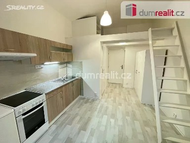 Pronájem bytu 1+kk 22 m² Kmochova, Praha - Smíchov