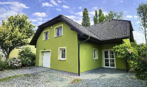 Prodej rodinného domu 142 m², pozemek 506 m² U Nadýmače, Praha - Uhříněves