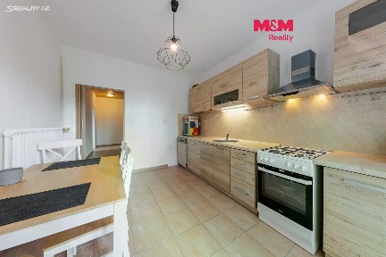 Prodej bytu 2+1 55 m² Tovární, Nová Role