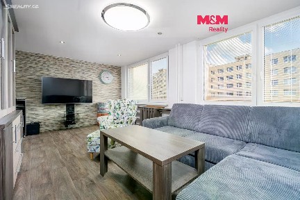 Prodej bytu 3+1 66 m² J. A. Komenského, Most