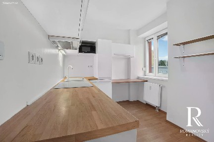 Pronájem bytu 1+kk 33 m² Tkalcovská, Brno - Zábrdovice