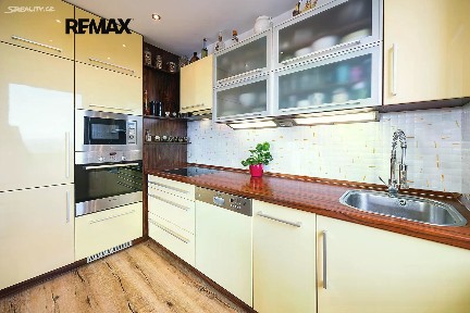 Prodej bytu 3+kk 66 m²