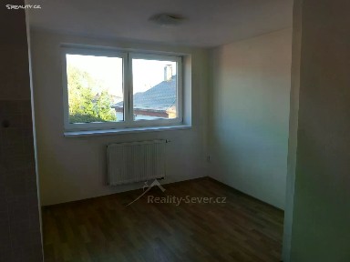 Pronájem bytu 1+1 64 m²