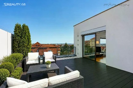 Pronájem bytu 3+kk 146 m² Korunní, Praha - Vinohrady