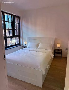 Pronájem bytu 2+kk 49 m² U Lihovaru, Praha - Smíchov