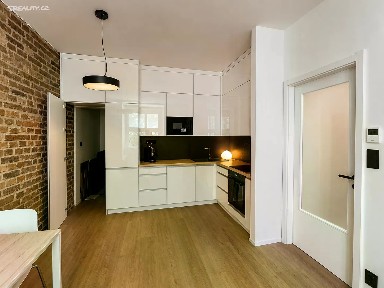 Pronájem bytu 2+kk 50 m² Minská, Praha - Vršovice