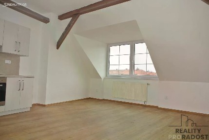 Pronájem bytu 2+kk 56 m² Náměstí, Ledenice