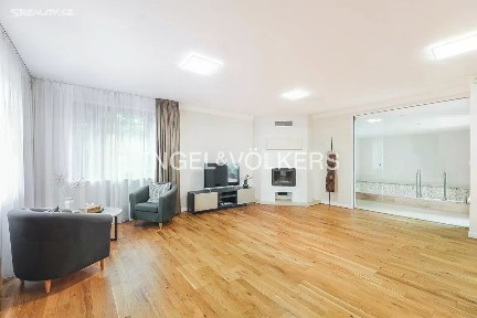 Pronájem vily 351 m², pozemek 223 m² Nad hradním potokem, Praha - Veleslavín