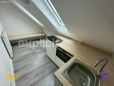 Pronájem bytu 1+1 38 m² Zlín - Prštné