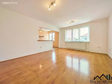 Pronájem bytu 2+1 60 m² Eduarda Ušela, Velké Opatovice