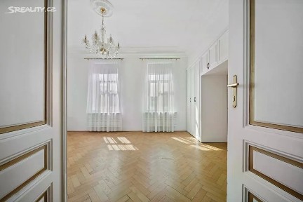 Prodej bytu 3+1 117 m² Čápkova, Brno - Veveří