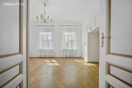Prodej bytu 3+1 117 m² Čápkova, Brno - Veveří