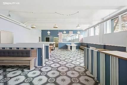 Pronájem obchodního prostoru 269 m²