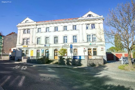 17. listopadu, Říčany