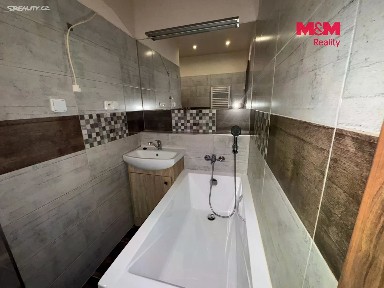 Pronájem bytu 1+1 40 m² Jugoslávská, Ostrava - Zábřeh