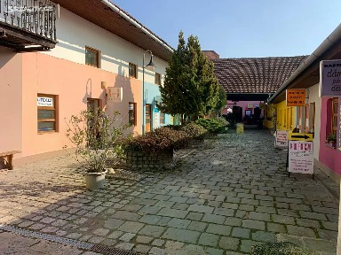 Pronájem obchodního prostoru 32 m² náměstí Míru, Židlochovice