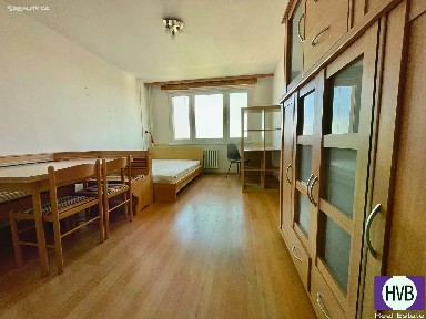 Prodej bytu 1+kk 27 m² Hlavatého, Praha - Háje