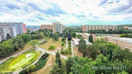 Praha, Praha 8, Kobylisy, Famfulíkova