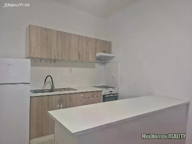 Pronájem bytu 1+kk 25 m² Michelská, Praha - Michle