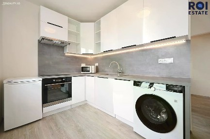 Pronájem bytu 2+1 53 m² Hartigova, Praha - Žižkov
