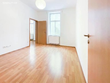 Pronájem bytu 1+1 30 m² Na Dědince, Praha - Libeň