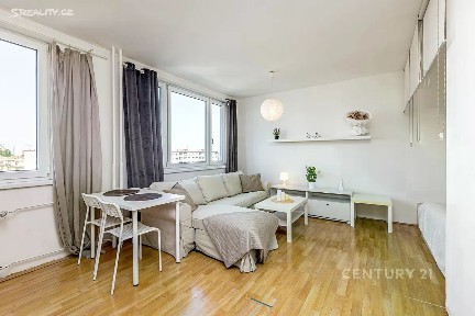 Pronájem bytu 1+kk 31 m² Topolová, Praha - Záběhlice