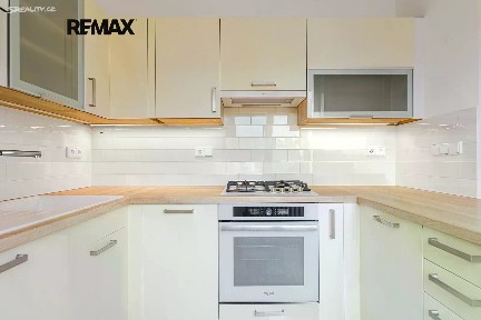 Pronájem bytu 3+kk 63 m² Ke Krči, Praha - Braník