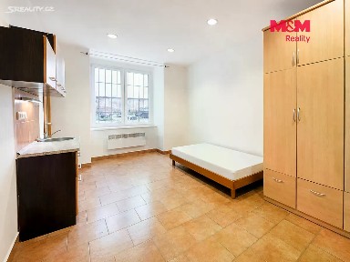 Pronájem bytu 1+kk 24 m² Radhošťská, Praha - Vinohrady