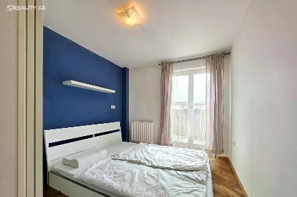 Pronájem bytu 2+kk 50 m² Máchova, Praha - Vinohrady