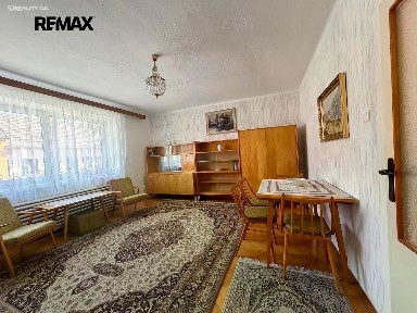 Pronájem rodinného domu 100 m², pozemek 389 m² Hovorany