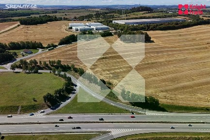 Pronájem skladového prostoru 2399 m²