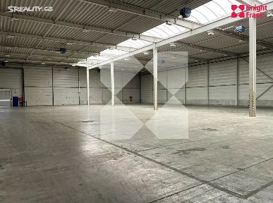 Pronájem skladového prostoru 2600 m²