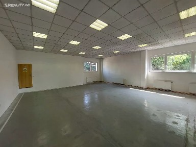 Pronájem kanceláře 141 m²