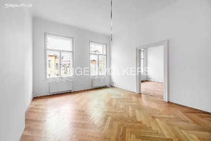 Pronájem bytu 2+1 87 m² Ječná, Praha - Nové Město