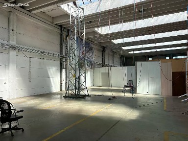 Pronájem výrobní haly, prostoru 390 m² Dobronická, Praha - Kunratice