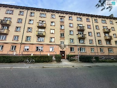 Prodej bytu 2+1 57 m² náměstí Dukelských hrdinů, Pardubice - Zelené Předměstí