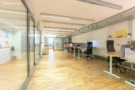 Prodej kanceláře 335 m² Prokopova, Praha - Žižkov