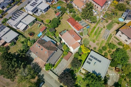 Prodej rodinného domu 306 m², pozemek 742 m²