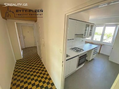 Pronájem bytu 2+1 58 m² Rodinná, Plzeň - Lobzy