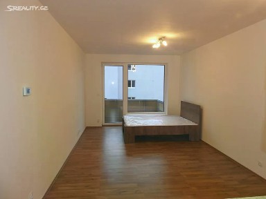 Pronájem bytu 1+kk 31 m² Jana Masaryka, Hradec Králové - Nový Hradec Králové
