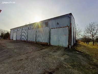 Pronájem skladového prostoru 416 m²